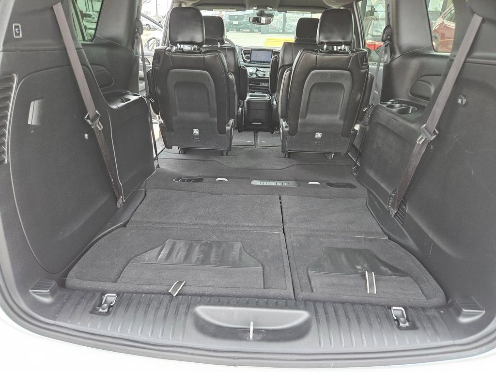 Thumbnail: 2025 Chrysler Pacifica - 24