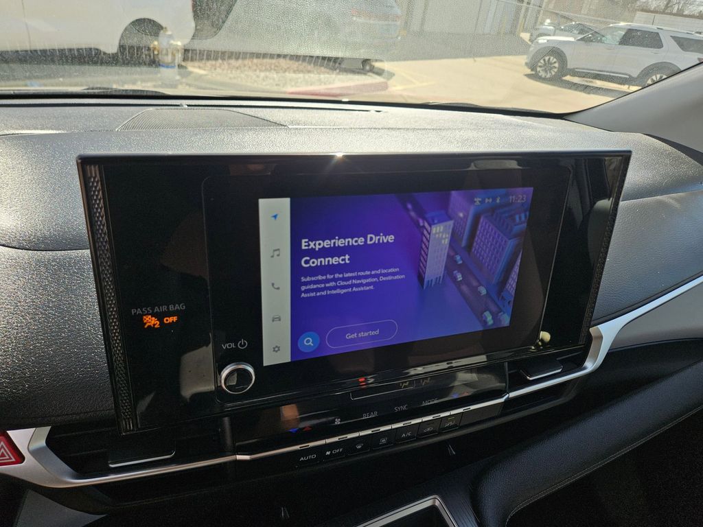 Thumbnail: 2025 Toyota Sienna - 21