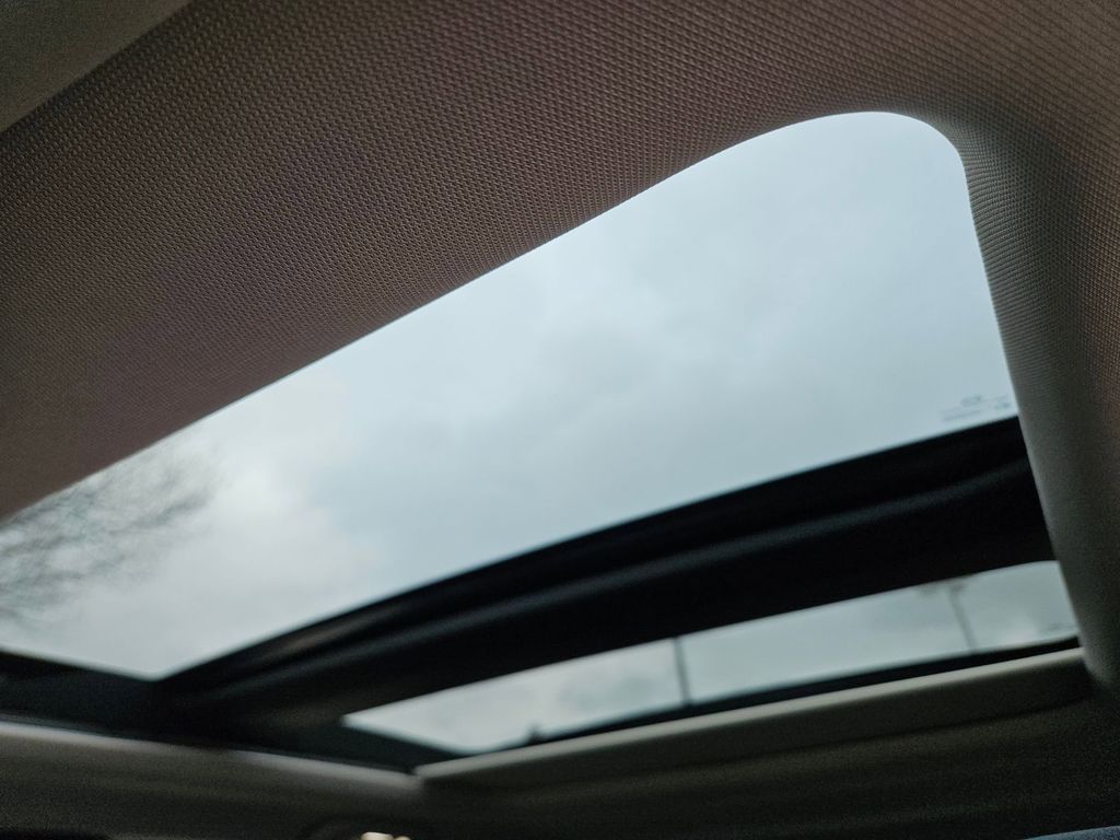 Thumbnail: 2025 Mazda CX-50 - 23