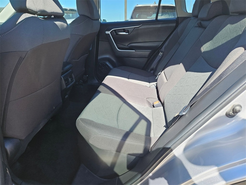 Thumbnail: 2025 Toyota RAV4 - 27