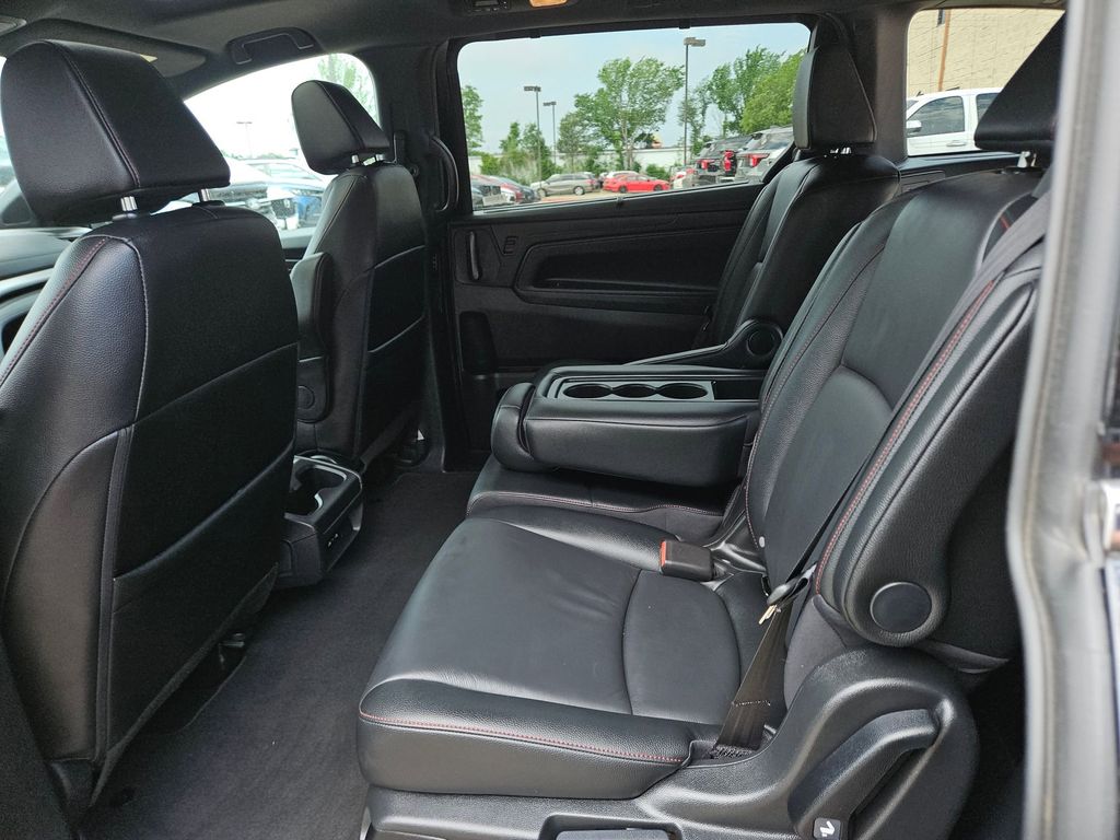 Thumbnail: 2025 Honda Odyssey - 28
