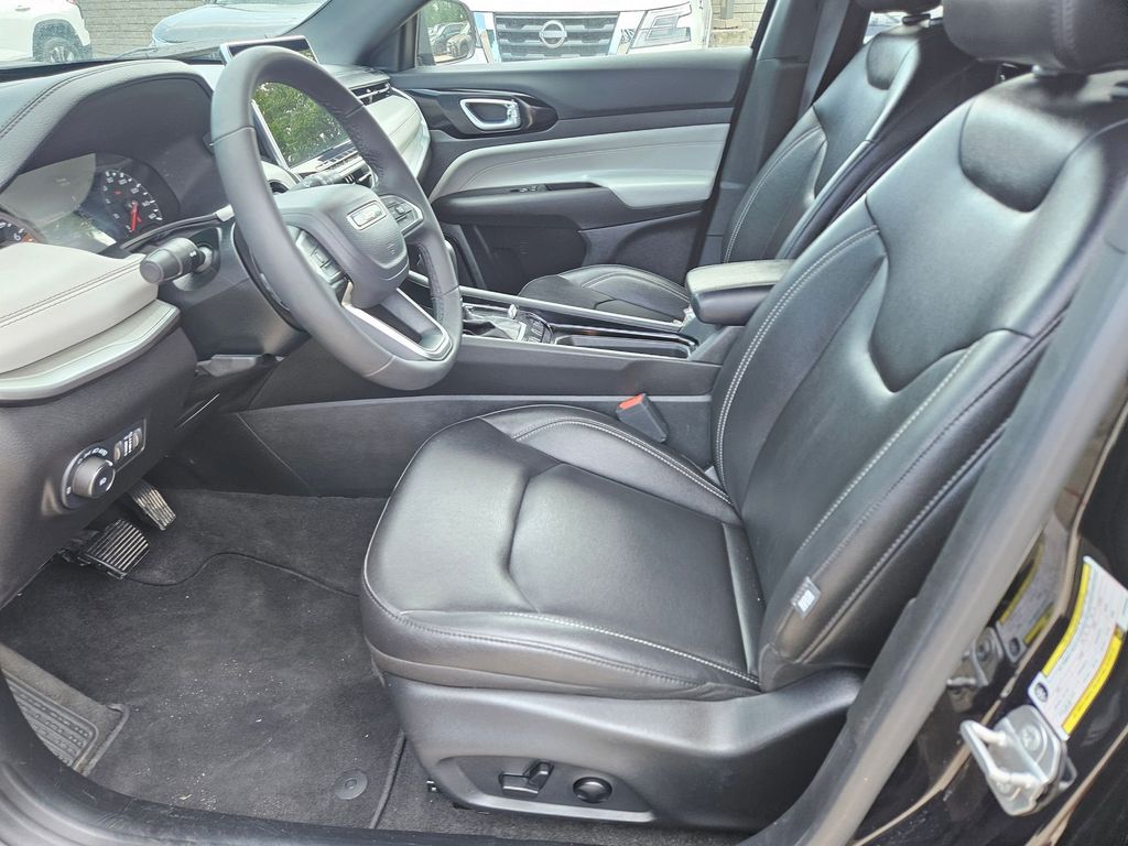 Thumbnail: 2025 Jeep Compass - 11