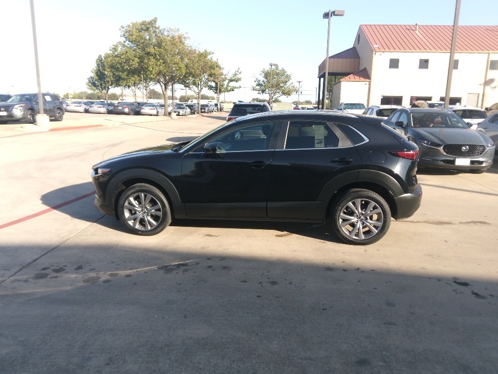 Thumbnail: 2025 Mazda CX-30 - 4