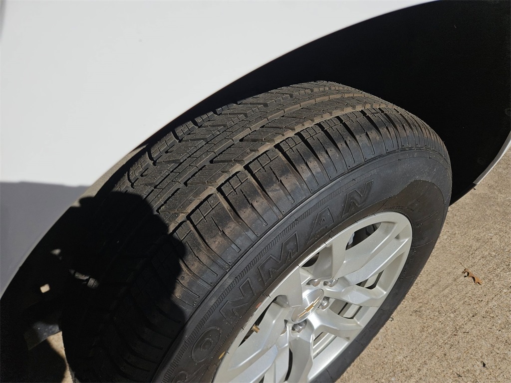 Thumbnail: 2024 Chevrolet Tahoe - 30