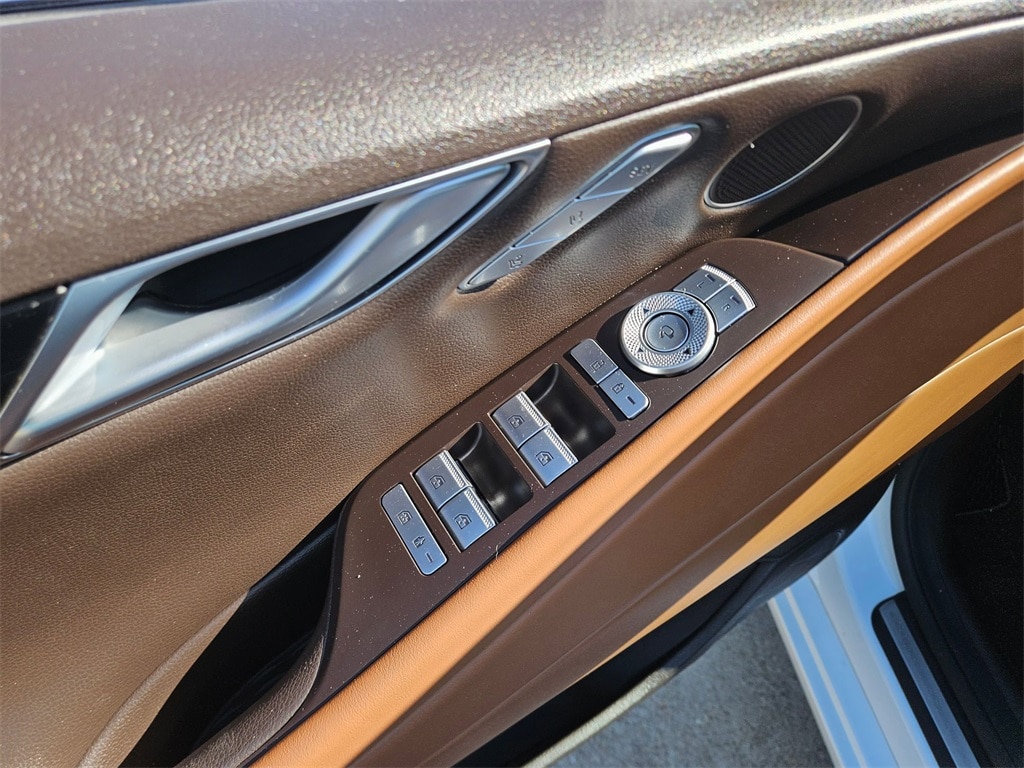 Thumbnail: 2023 Genesis G80 - 14