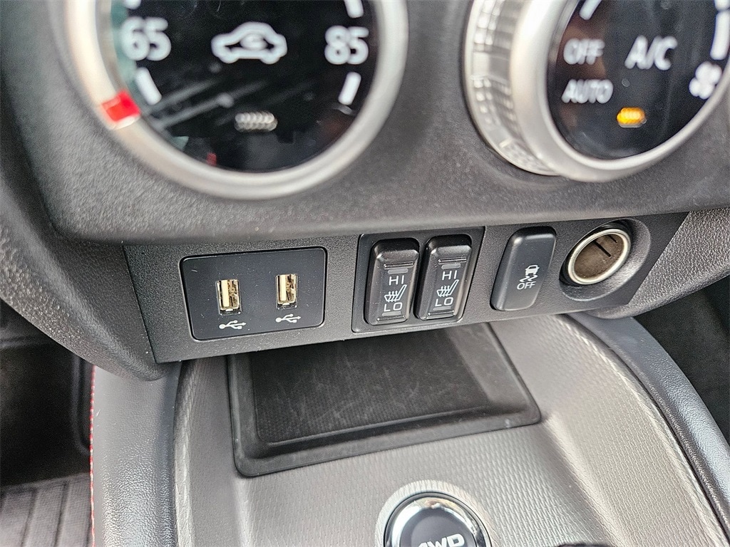 Thumbnail: 2025 Mitsubishi Outlander Sport - 22