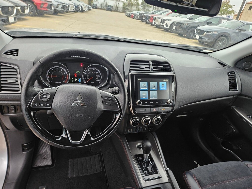 Thumbnail: 2025 Mitsubishi Outlander Sport - 15