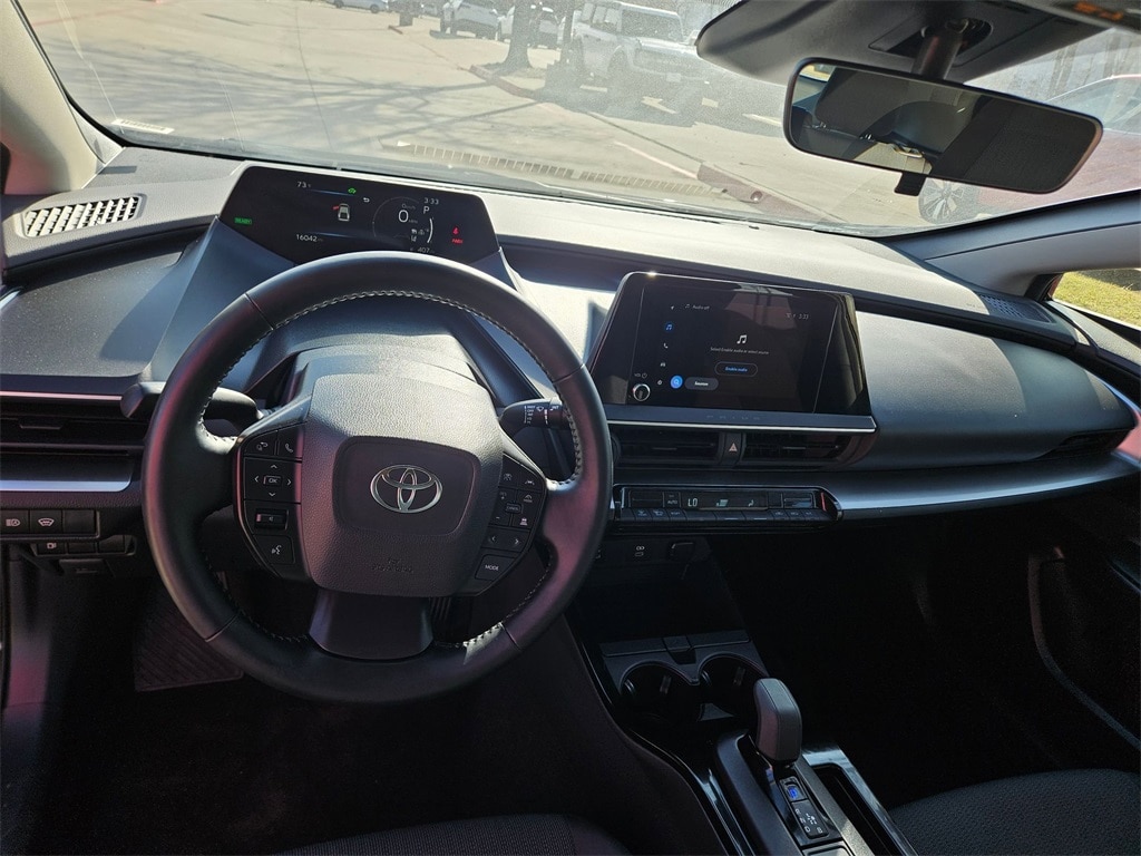 Thumbnail: 2025 Toyota Prius - 16