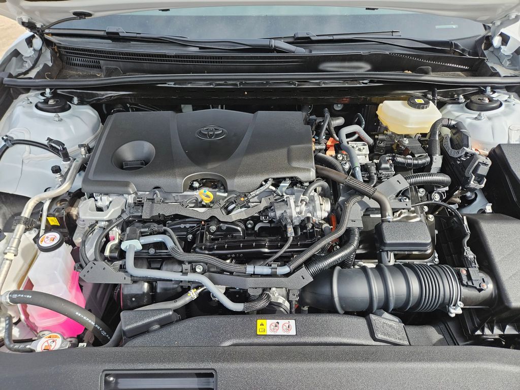 Thumbnail: 2025 Toyota Camry - 23