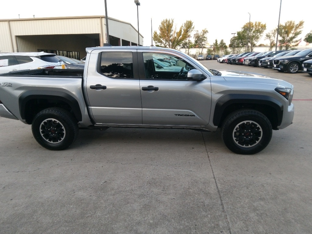 Thumbnail: 2025 Toyota Tacoma - 7