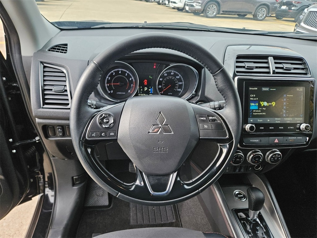 Thumbnail: 2025 Mitsubishi Outlander Sport - 16