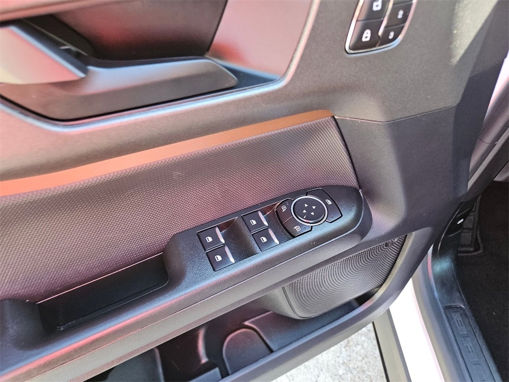 Thumbnail: 2025 Ford Bronco Sport - 14