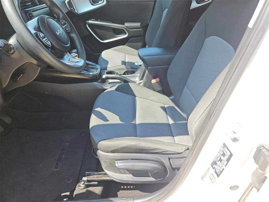 Thumbnail: 2023 Kia Soul - 14