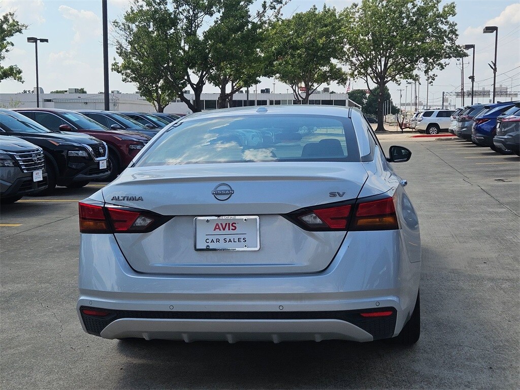 Thumbnail: 2024 Nissan Altima - 6