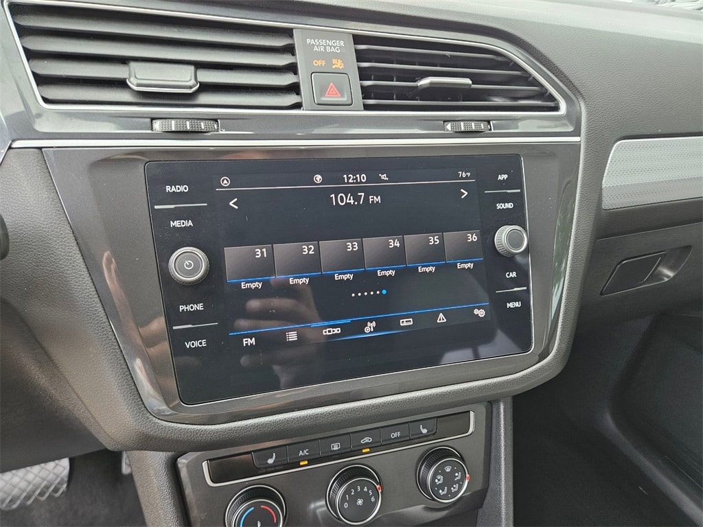 Thumbnail: 2024 Volkswagen Tiguan - 21