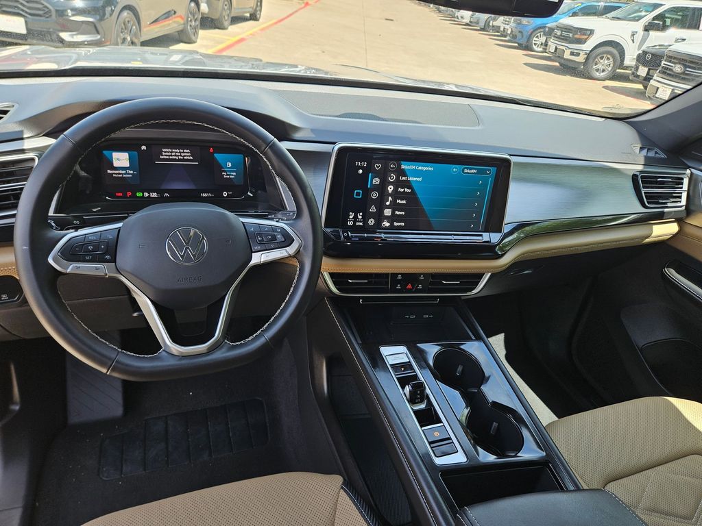 Thumbnail: 2025 Volkswagen Atlas - 16