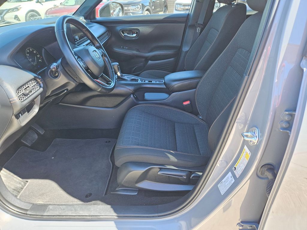 Thumbnail: 2025 Honda HR-V - 11