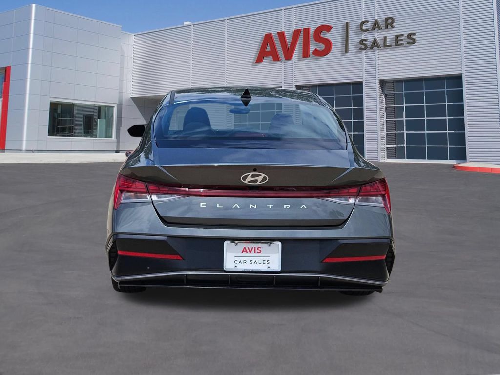 Thumbnail: 2025 Hyundai Elantra - 5