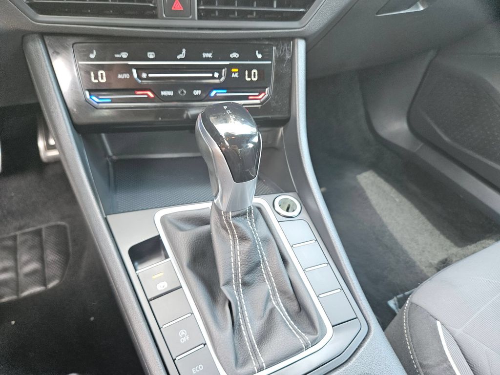 Thumbnail: 2025 Volkswagen Jetta - 29