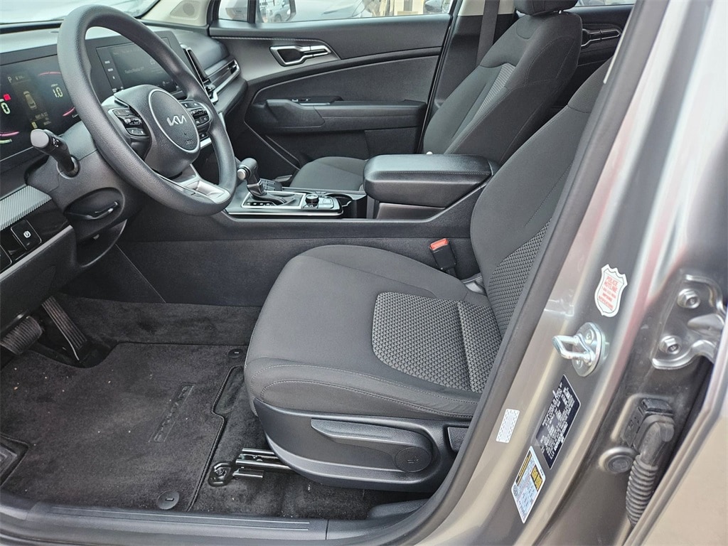 Thumbnail: 2024 Kia Sportage - 11