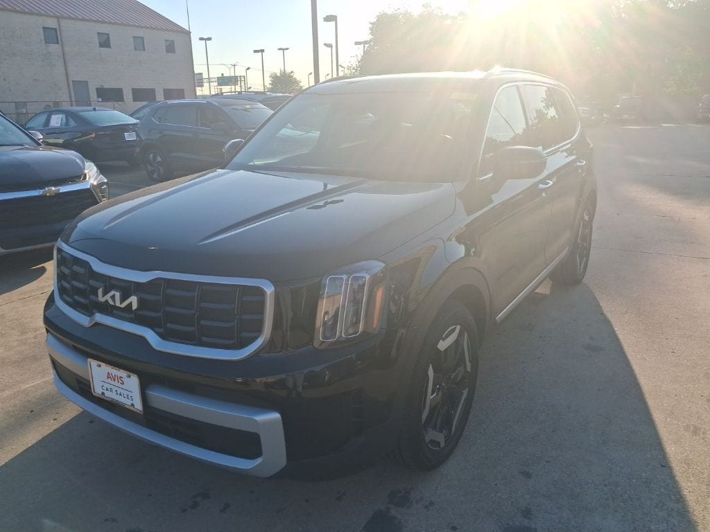 2025 Kia Telluride S FWD's photo