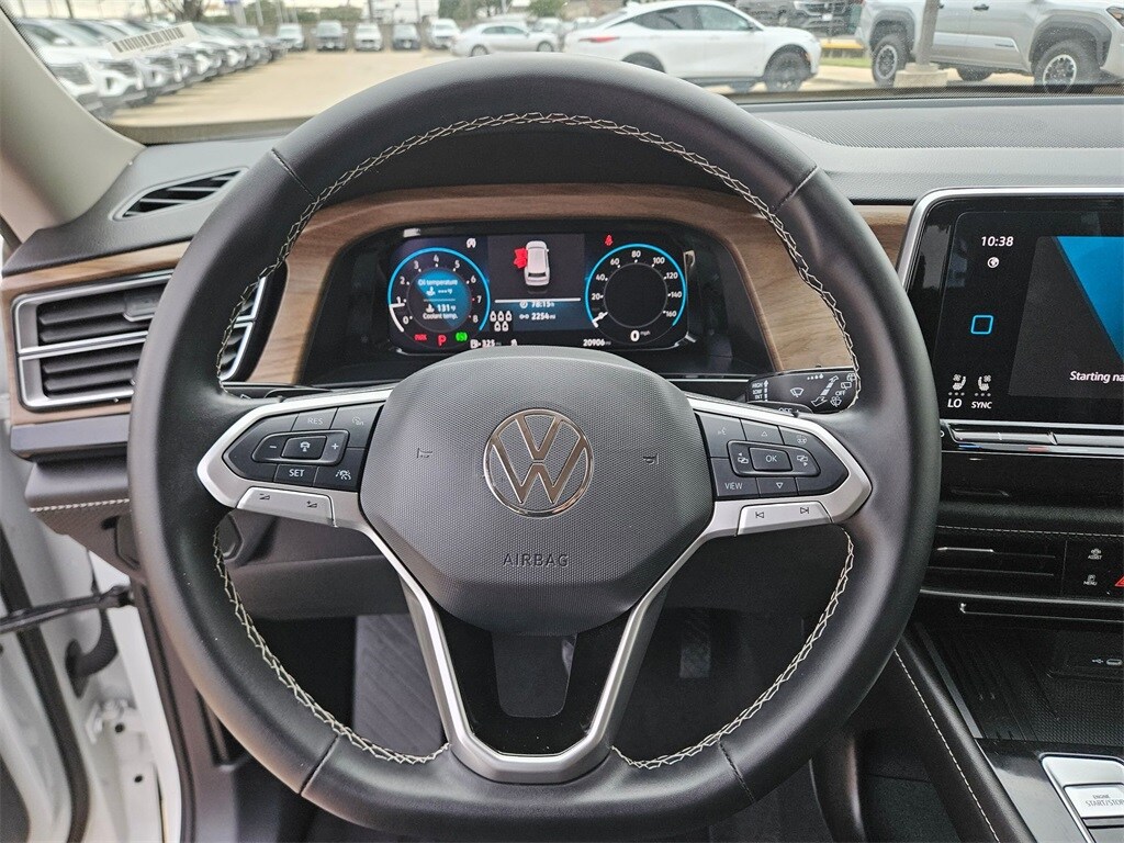 Thumbnail: 2025 Volkswagen Atlas - 17