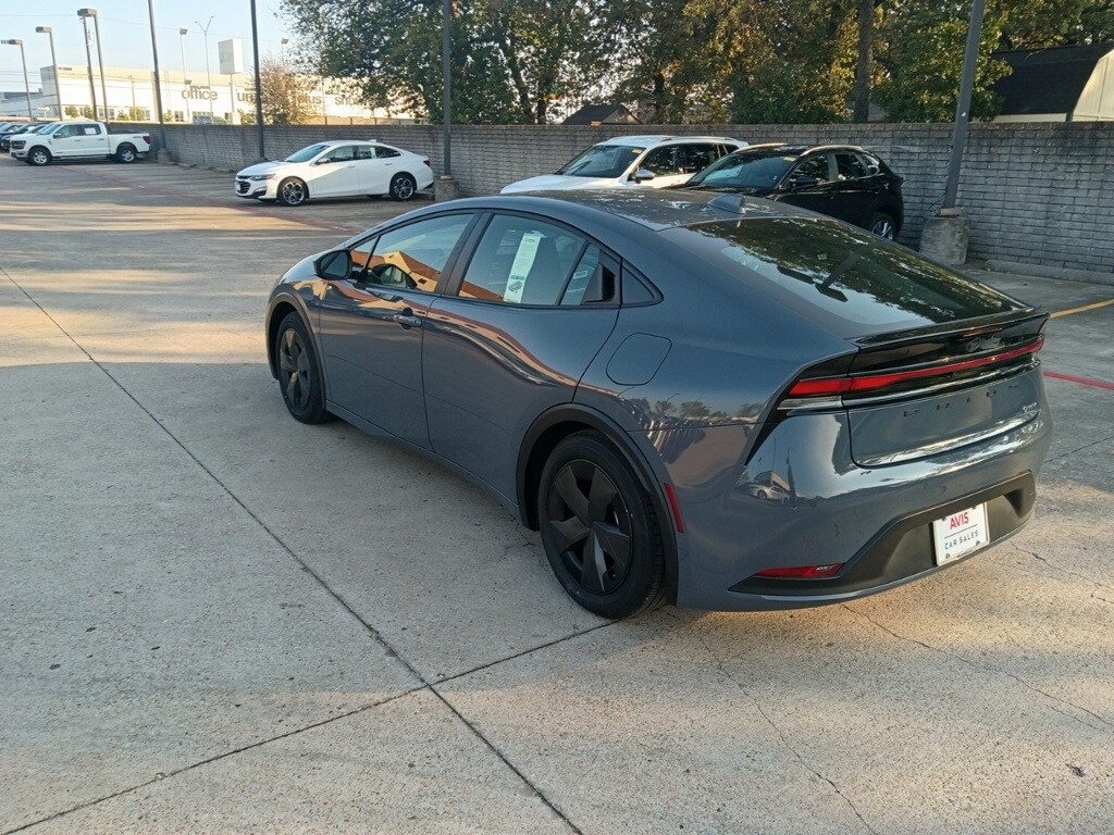 Thumbnail: 2025 Toyota Prius - 12