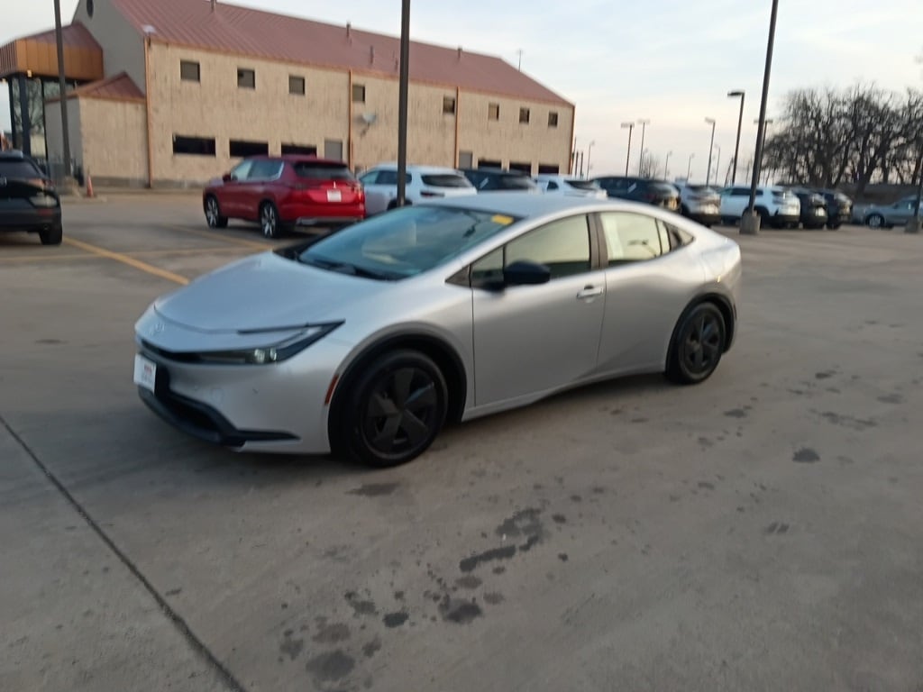 Thumbnail: 2024 Toyota Prius - 1