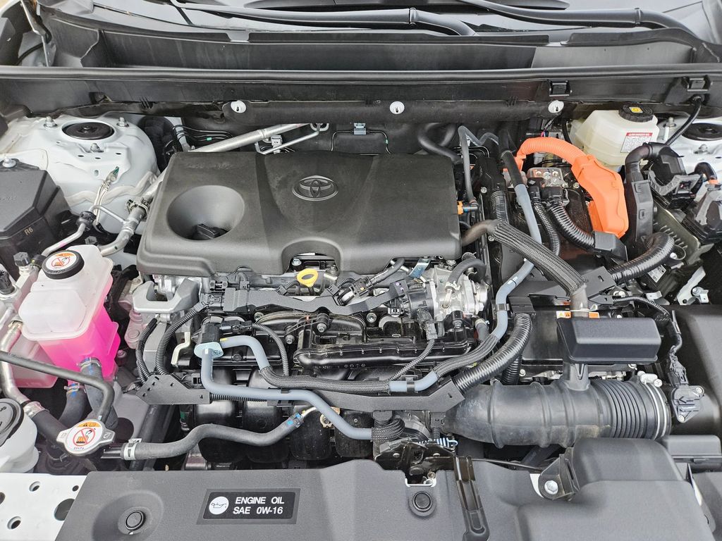 Thumbnail: 2025 Toyota RAV4 - 23