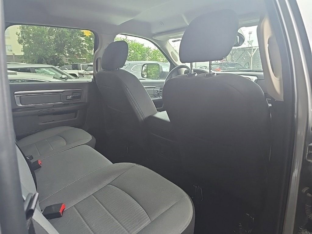 2023 RAM 1500 Classic SLT 8