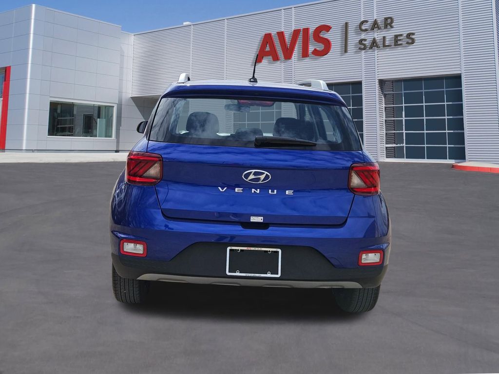 Thumbnail: 2025 Hyundai Venue - 5