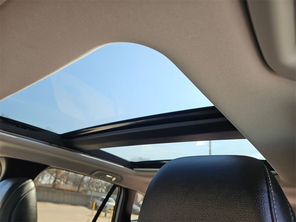 Thumbnail: 2025 Mazda CX-50 - 21