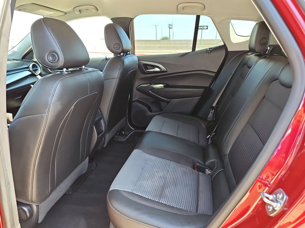Thumbnail: 2025 Chevrolet Trax - 28