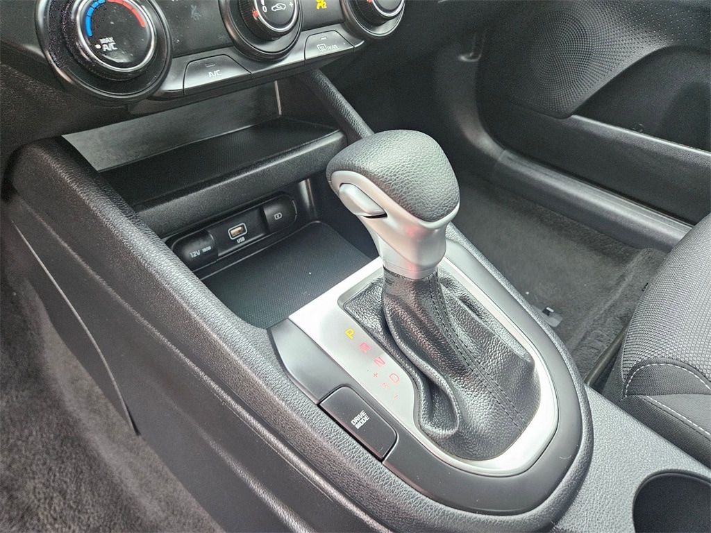 Thumbnail: 2024 Kia Forte - 28