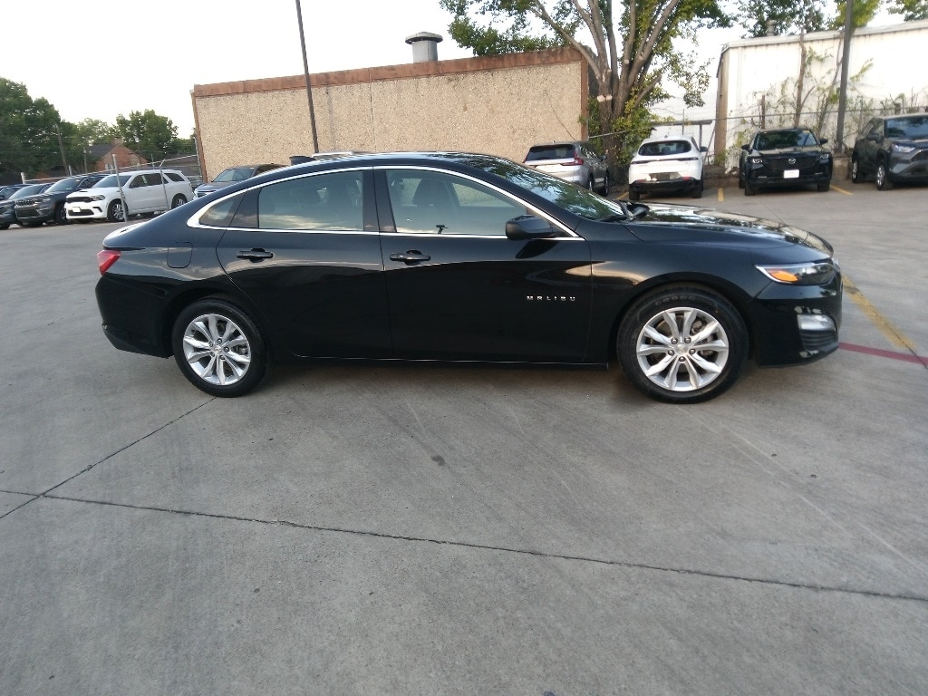 Thumbnail: 2024 Chevrolet Malibu - 4