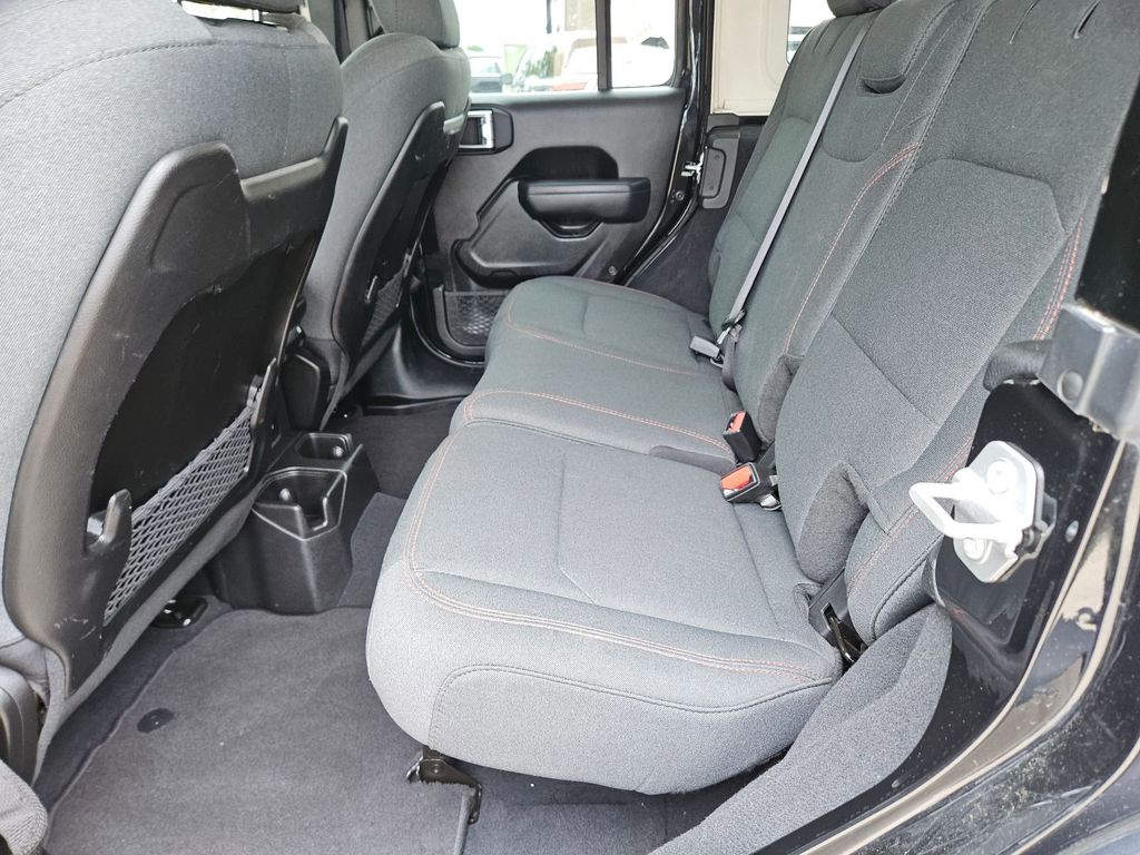 Thumbnail: 2025 Jeep Wrangler - 26