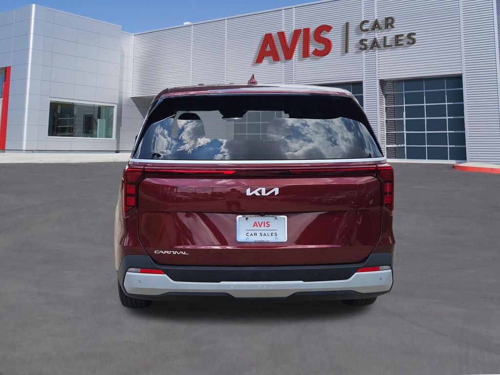 Thumbnail: 2025 Kia Carnival - 5
