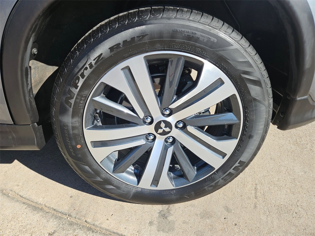 Thumbnail: 2025 Mitsubishi Outlander Sport - 28