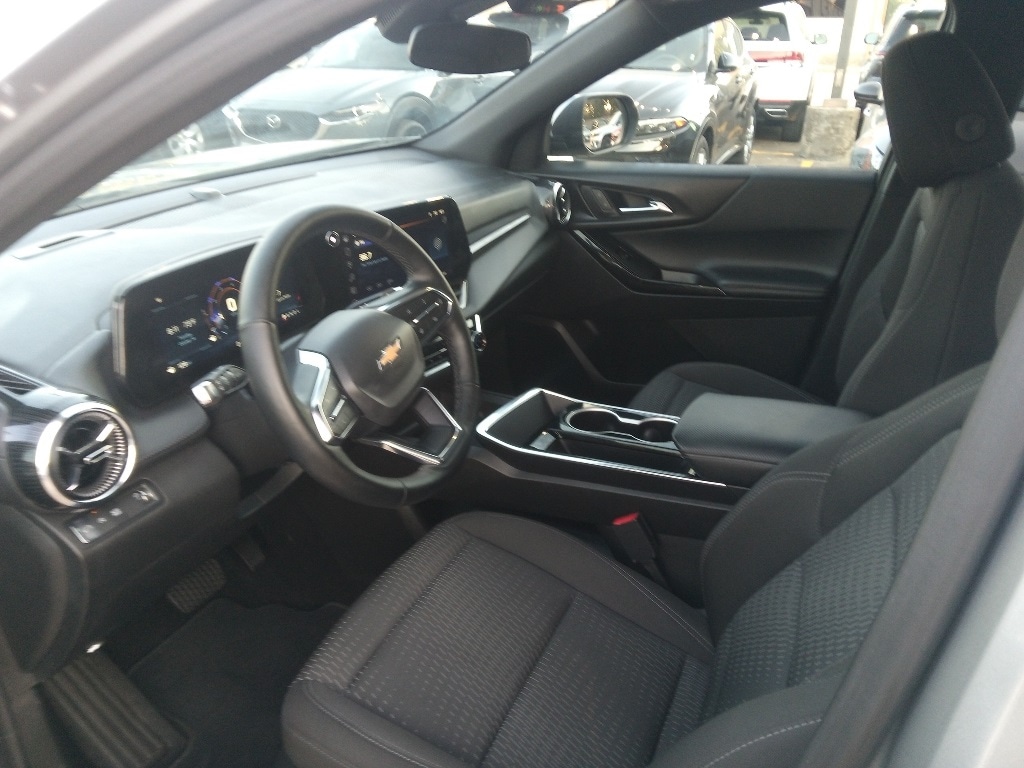 Thumbnail: 2025 Chevrolet Equinox - 3