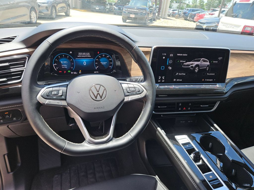 Thumbnail: 2025 Volkswagen Atlas - 17