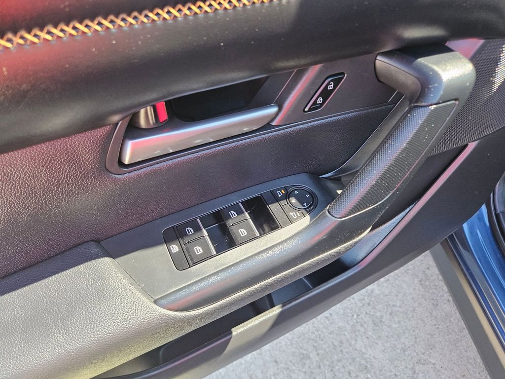 Thumbnail: 2025 Mazda CX-50 - 15