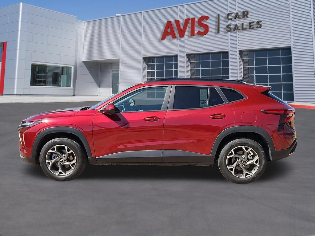 Thumbnail: 2025 Chevrolet Trax - 10