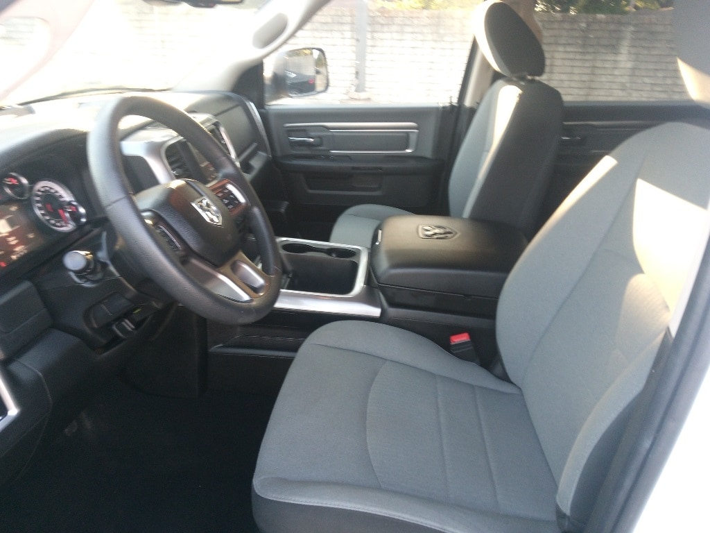 Thumbnail: 2023 RAM 1500 Classic - 9