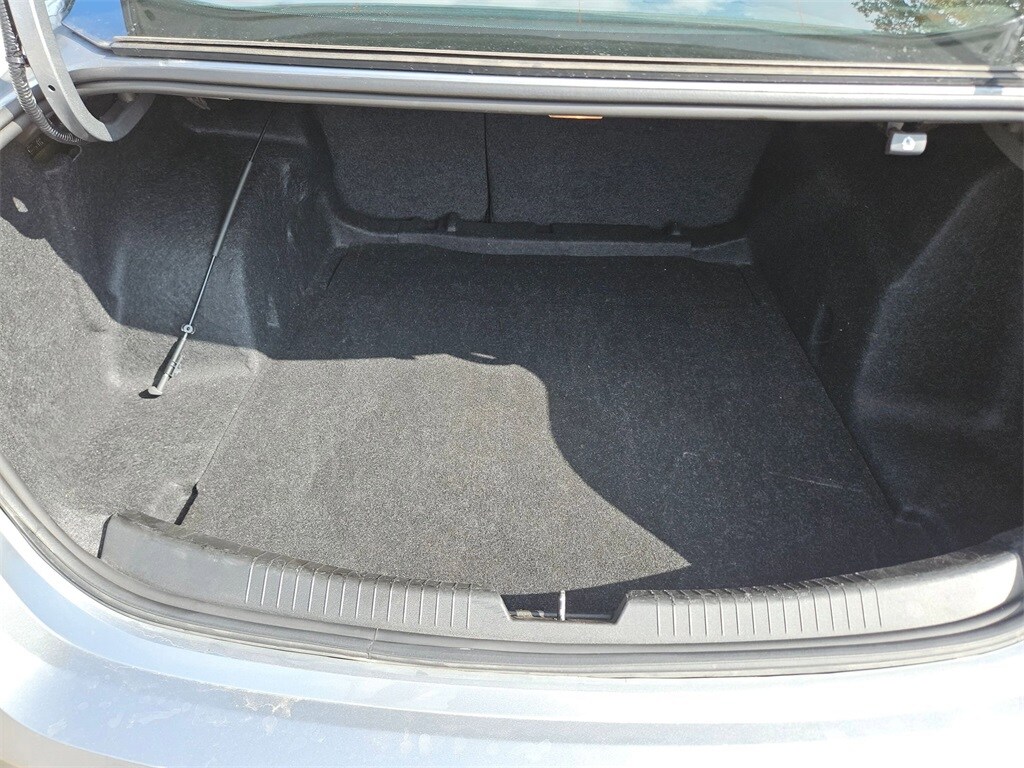 Thumbnail: 2024 Chevrolet Malibu - 24