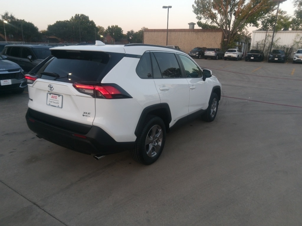 Thumbnail: 2025 Toyota RAV4 - 5