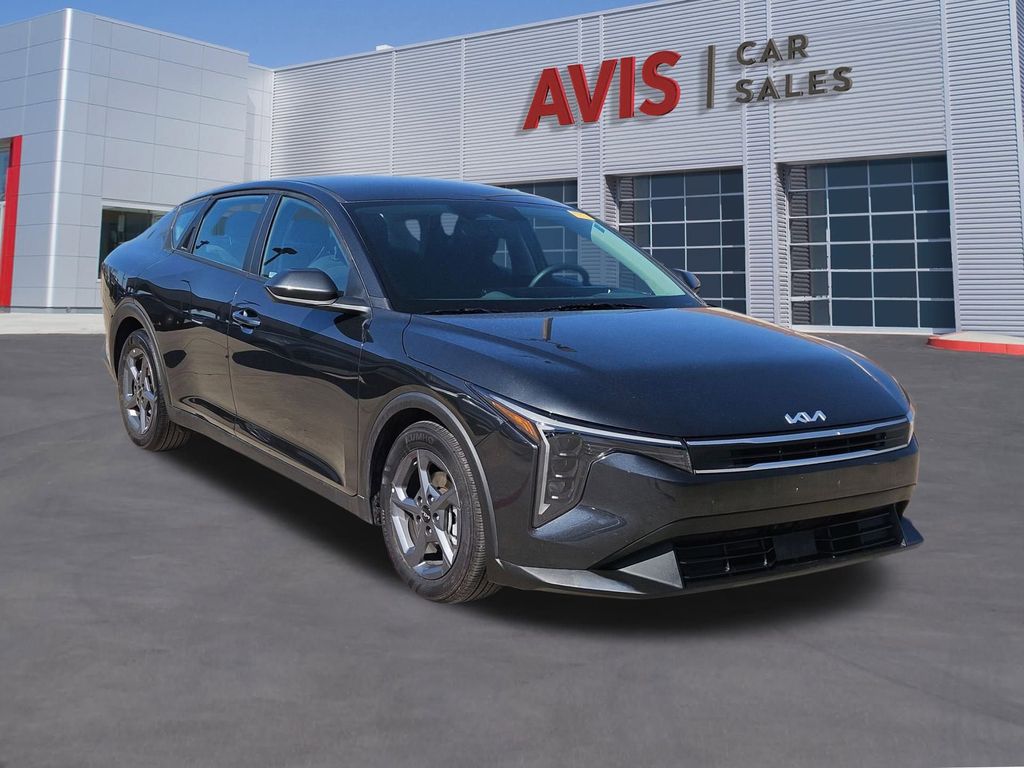 Thumbnail: 2025 Kia K4 - 9