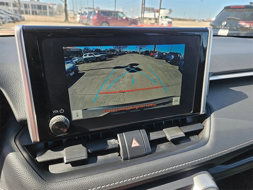 Thumbnail: 2025 Toyota RAV4 - 22