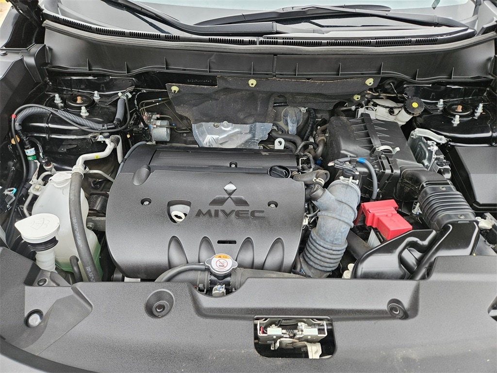 Thumbnail: 2024 Mitsubishi Outlander Sport - 23