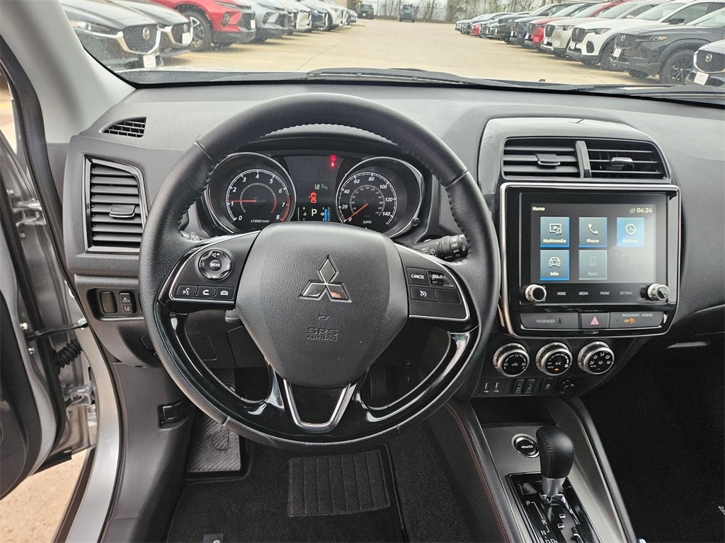 Thumbnail: 2025 Mitsubishi Outlander Sport - 16