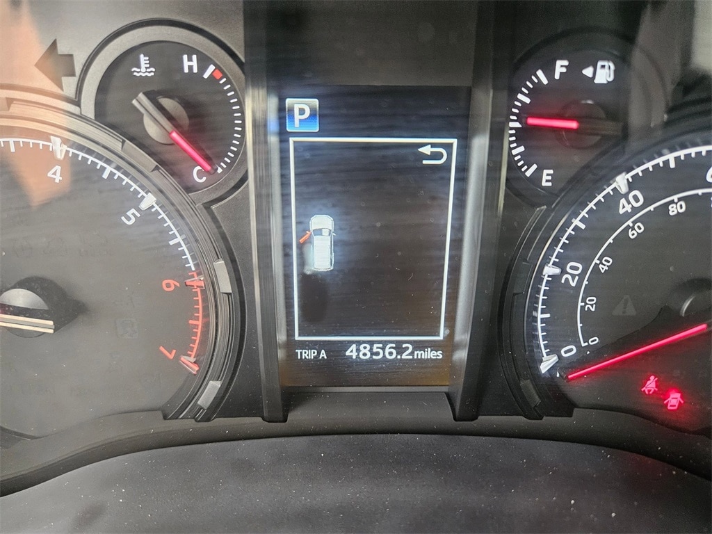 Thumbnail: 2024 Toyota 4Runner - 19